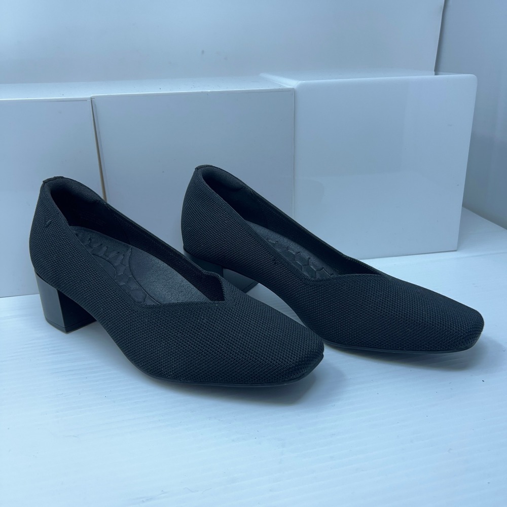 Vivaia Womens 39 (US 8.5) Black Knit Square Toe Block Heel Pumps New